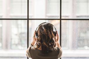Best Music Licensing Sites SLR Lounge 2000x1333
