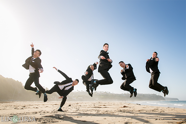 Groomsmen_Jumping_Pose