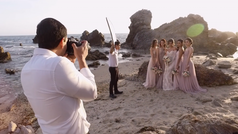 How to Become a Wedding Photographer